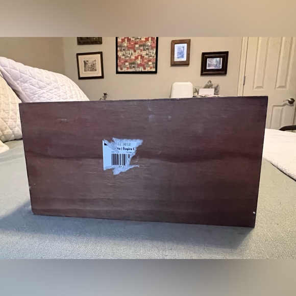 Shelves - Picture 4 of 6